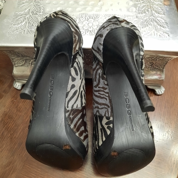 BCBGeneration Leopard Print Cowhide Stilettos 4.5" heel 3/4" Platforms❣️ - Picture 5 of 6